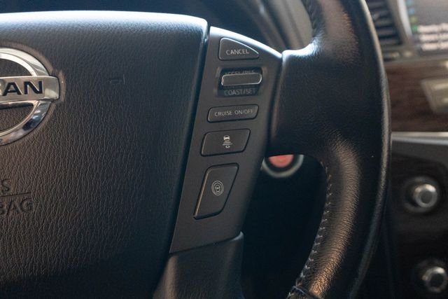 Used 2019 White Nissan Platinum image 33