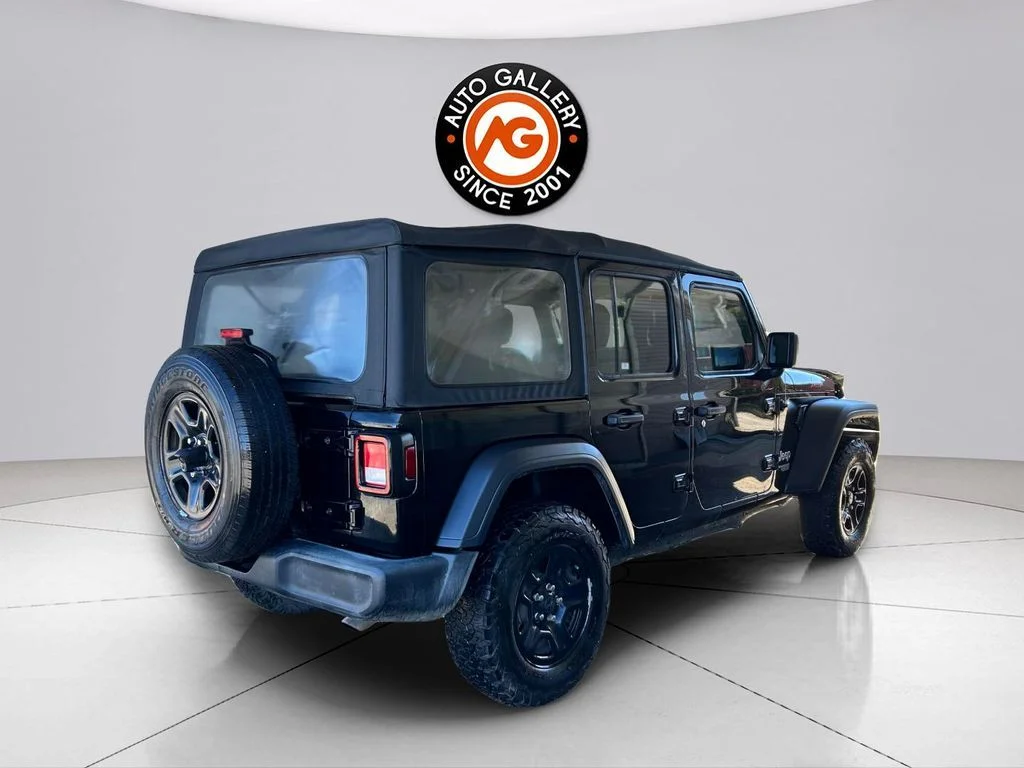 Used 2018 Black Jeep Unlimited Sport image 3