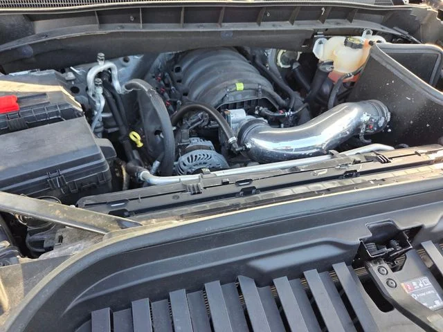 Used 2022 Silver GMC Denali image 18