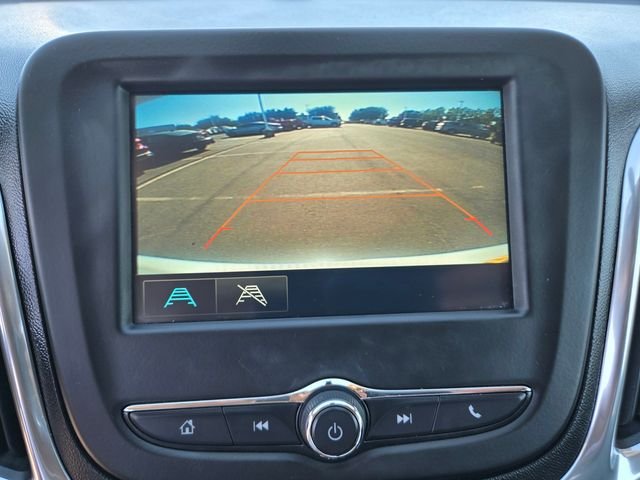 Used 2018 Silver Chevrolet LT image 11