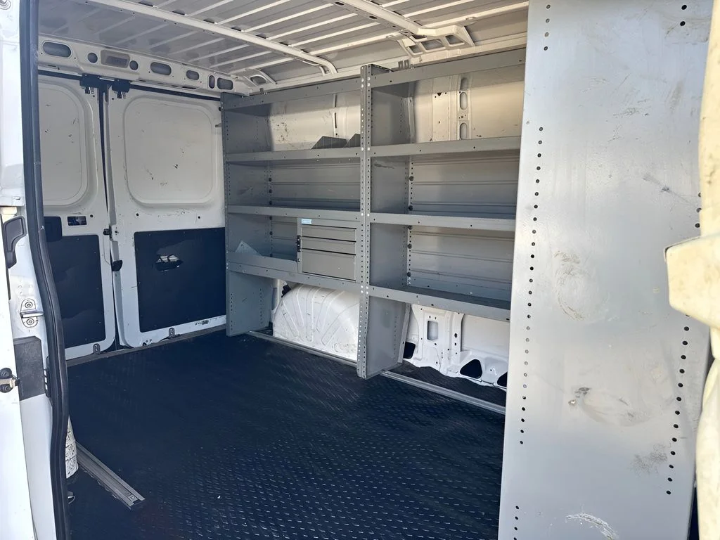 Used 2016 White Ram Low Roof image 10
