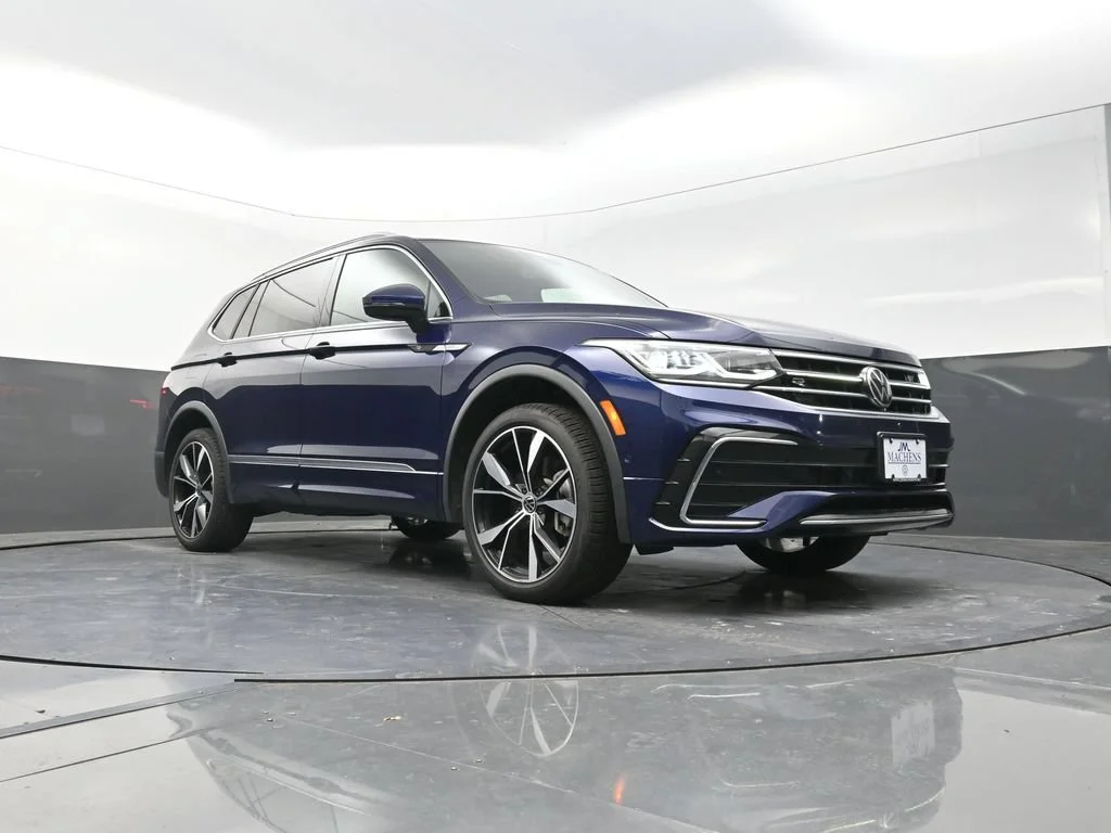 Used 2023 Blue Volkswagen 2.0T SEL R-Line image 23