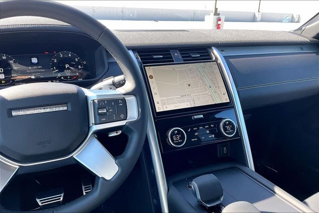 New 2026 Santorini Black Land Rover Gemini Edition image 6