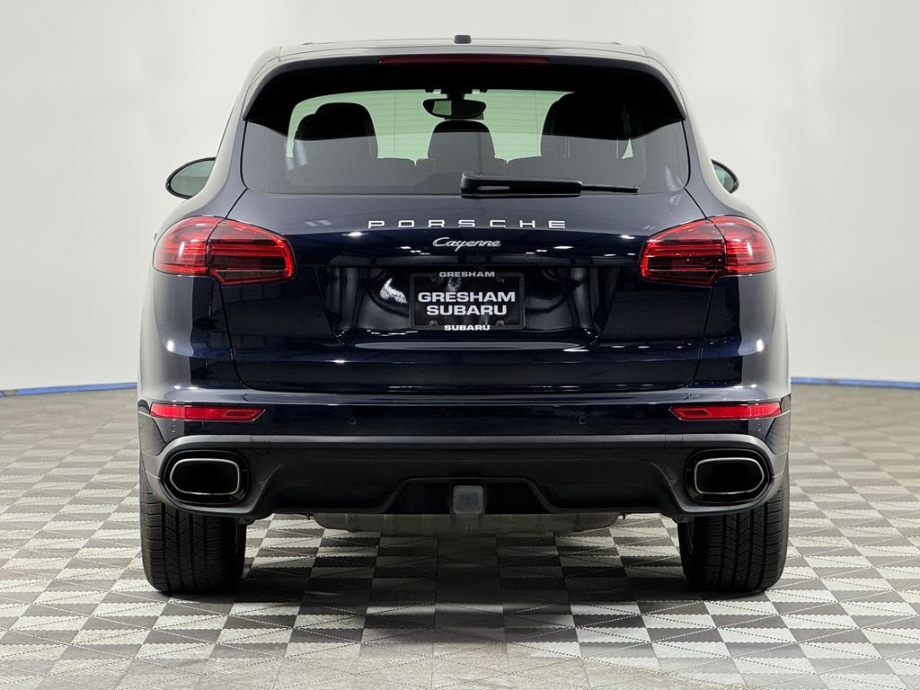 Used 2018 Moonlight Blue Metallic Porsche Base image 5