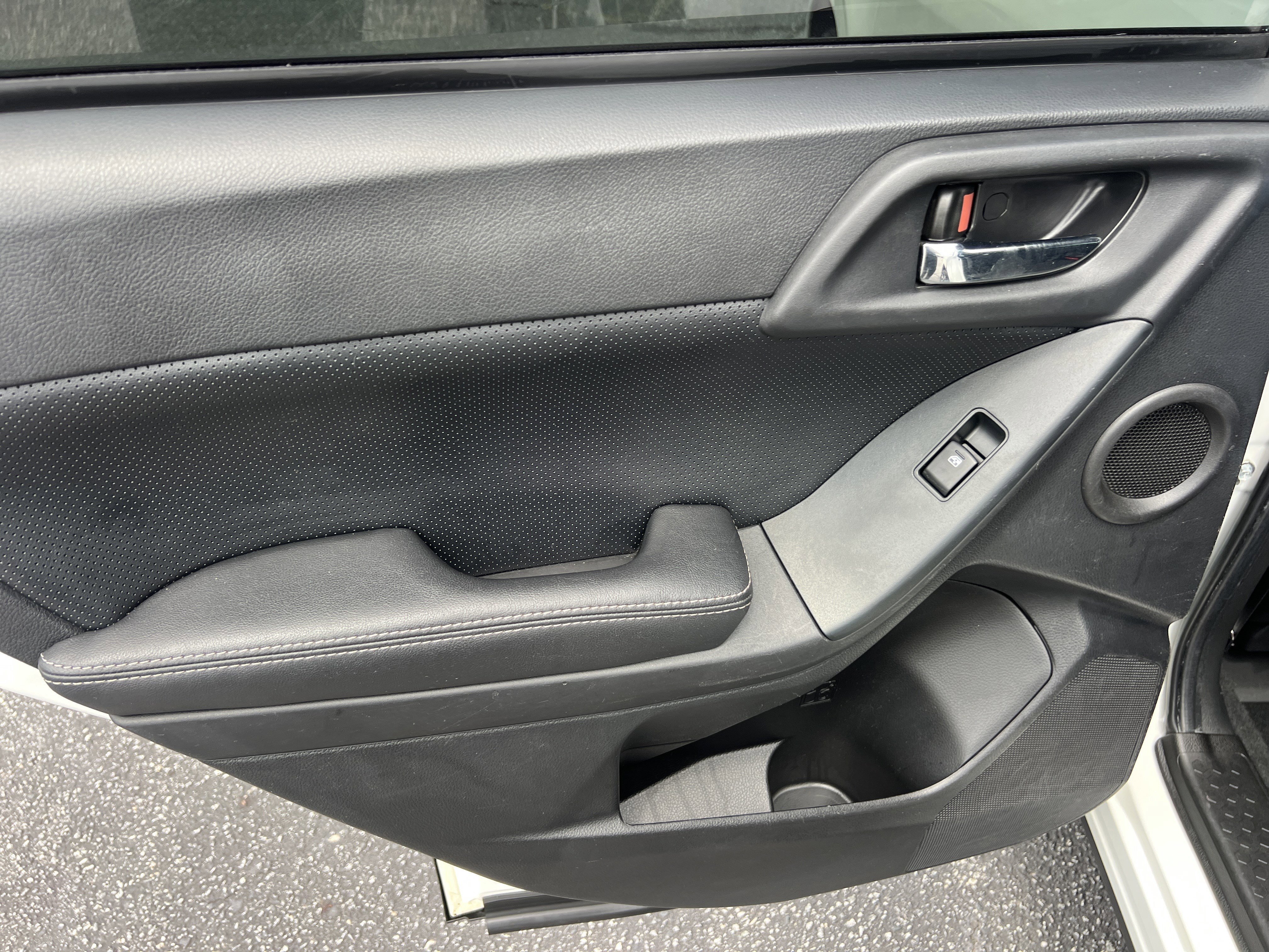 Used 2015 Satin White Pearl Subaru 2.0XT Touring image 23
