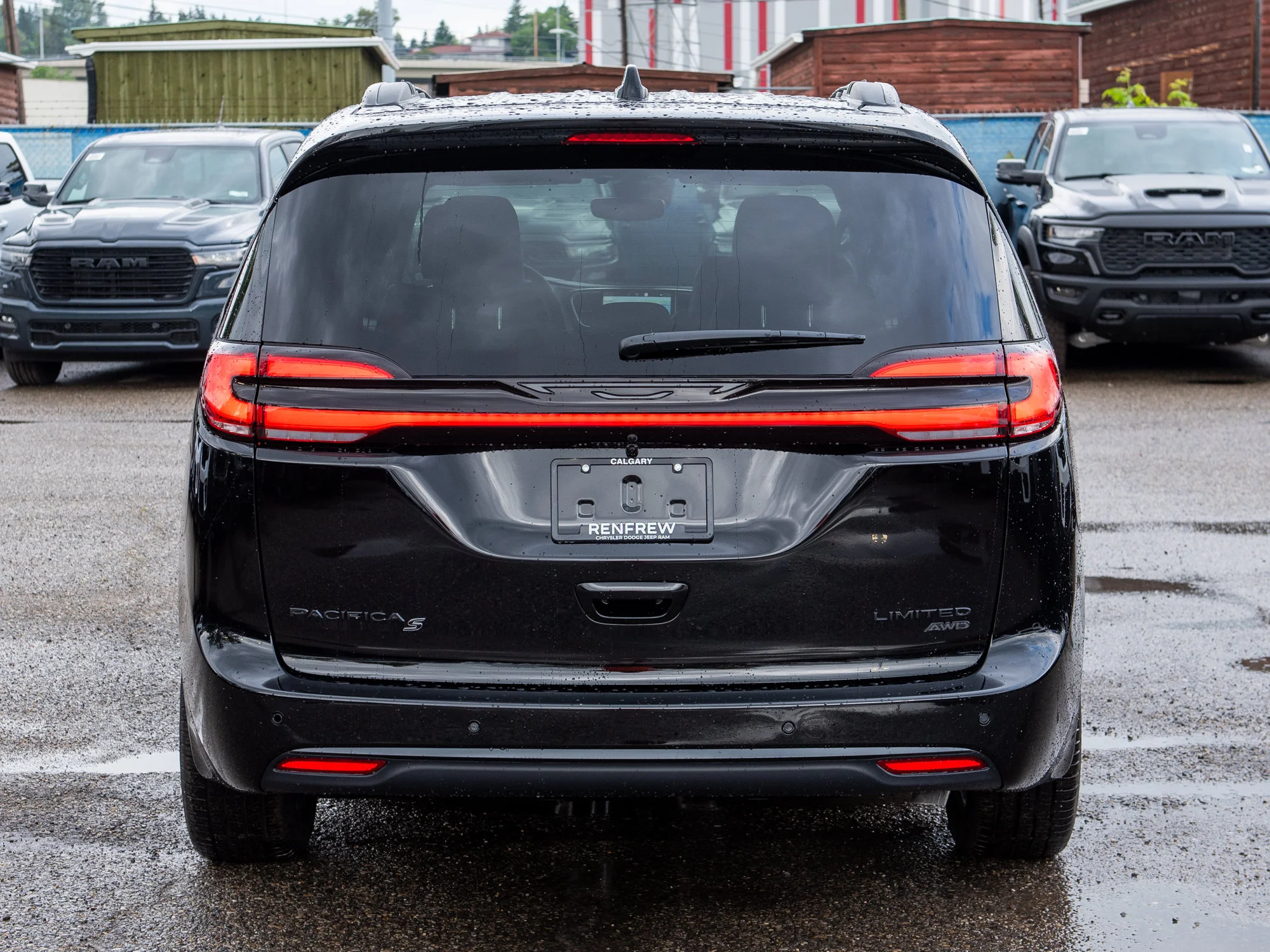 New 2027 Black Chrysler Limited* AWD image 4