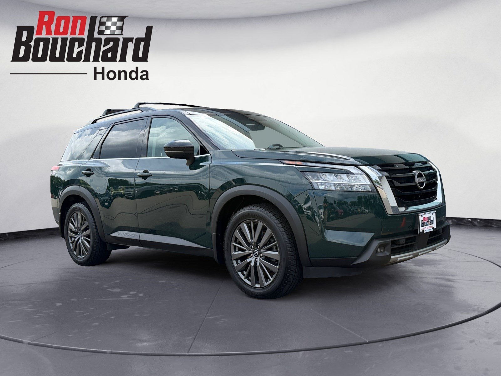 Obsidian Green Pearl/Super Black 2023 Nissan Pathfinder SUV / Crossover All-Wheel Drive 