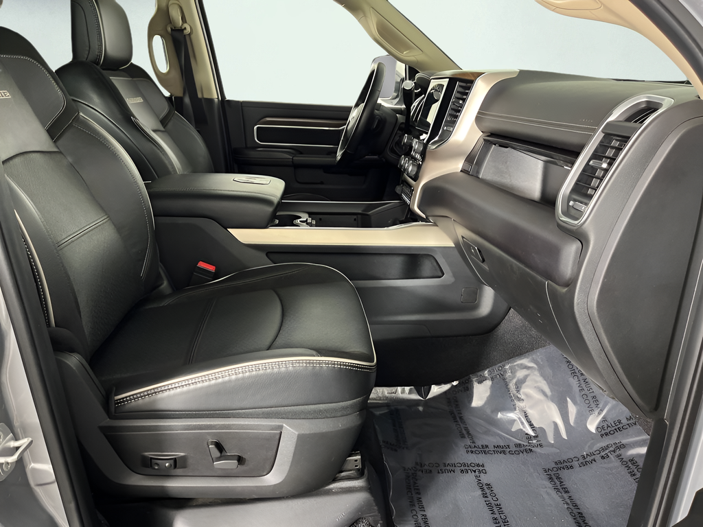 Used 2022 Silver Ram Laramie image 15