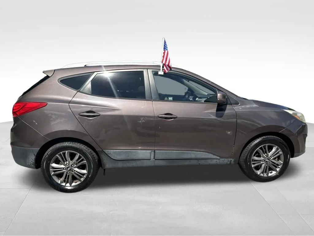 Used 2014 Brown Hyundai SE image 7