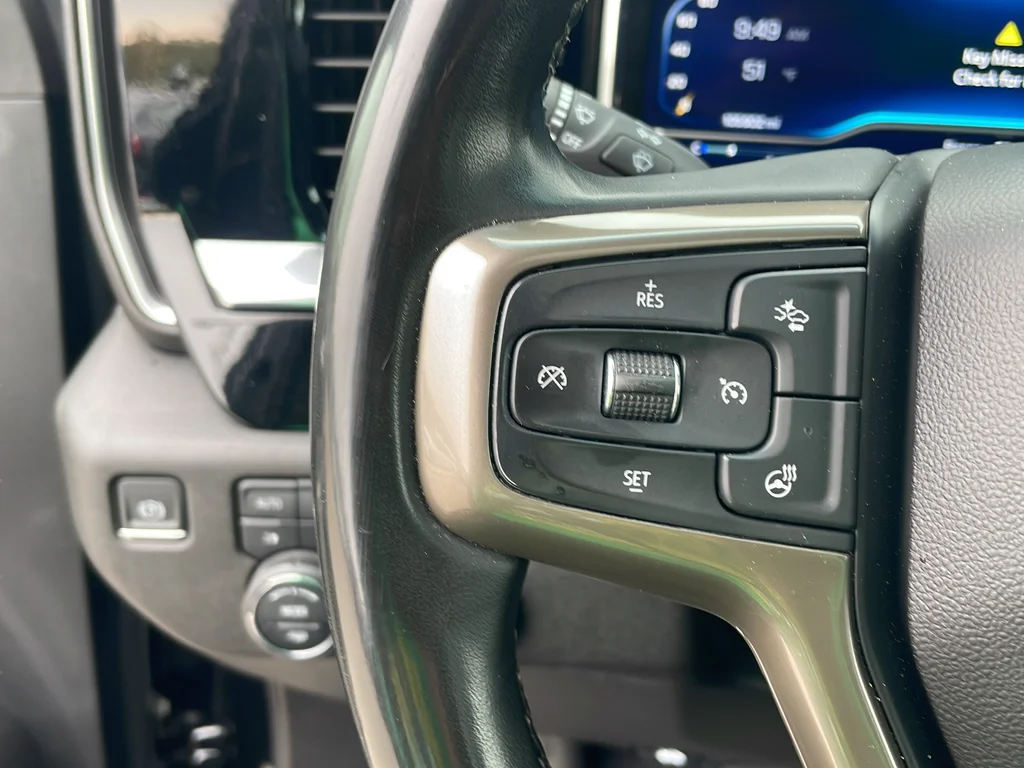 Used 2024 Black Chevrolet High Country image 9