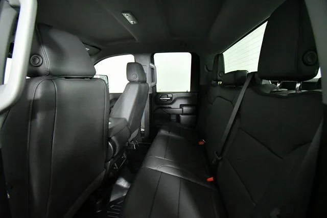 New 2026 Summit White Chevrolet WT image 24