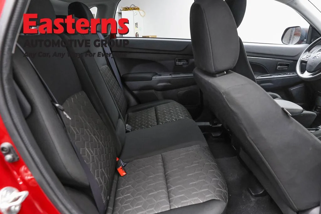 Used 2025 Black Mitsubishi 2.0 ES image 22