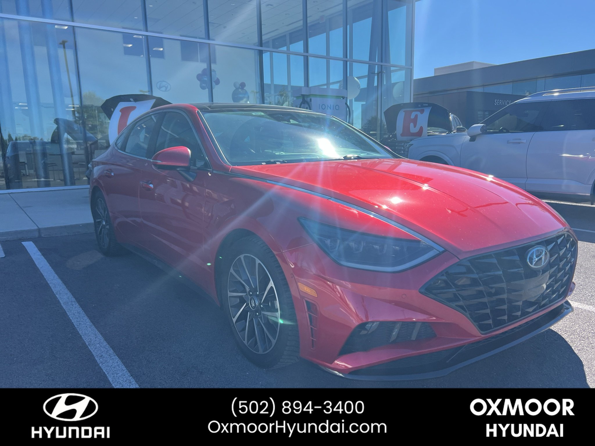 Used 2020 Calypso Red Hyundai Limited image 2