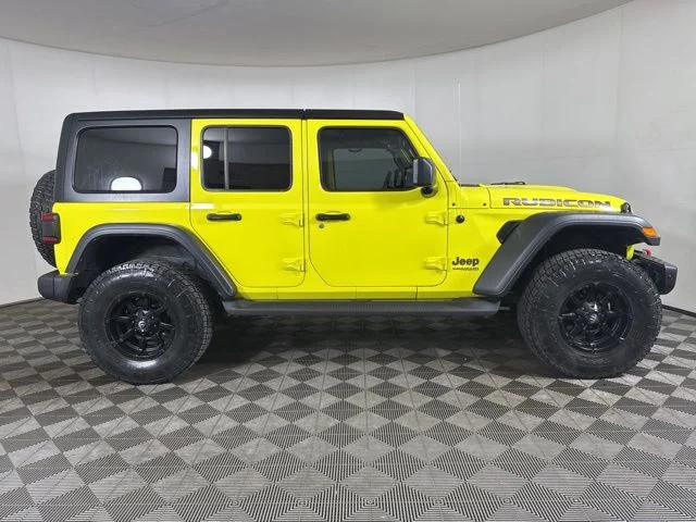 Used 2022 Yellow Jeep Unlimited Rubicon image 2