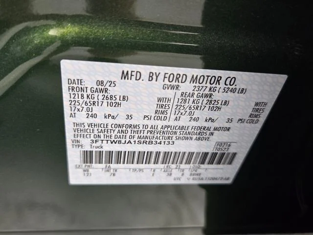 Used 2025 Green Ford XLT image 16