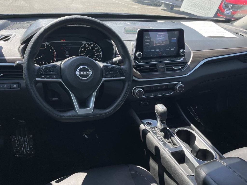 2024 Nissan Altima SV - Photo 6