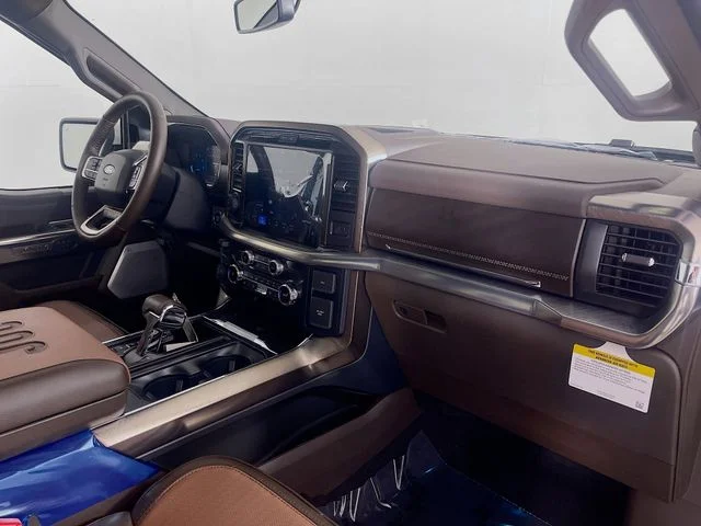 New 2026 Star White Metallic Tri-Coat Ford King Ranch image 30