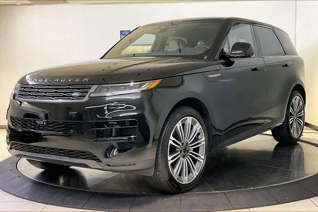 2026 Land Rover Range Rover Sport SE