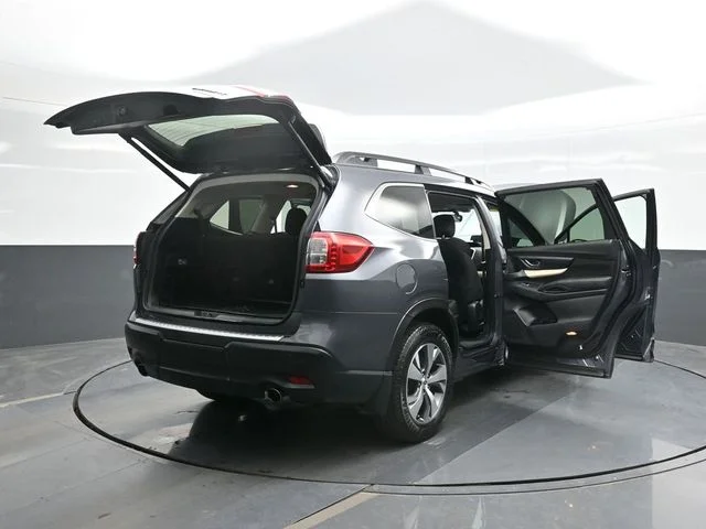 Used 2020 Gray Subaru Premium image 29