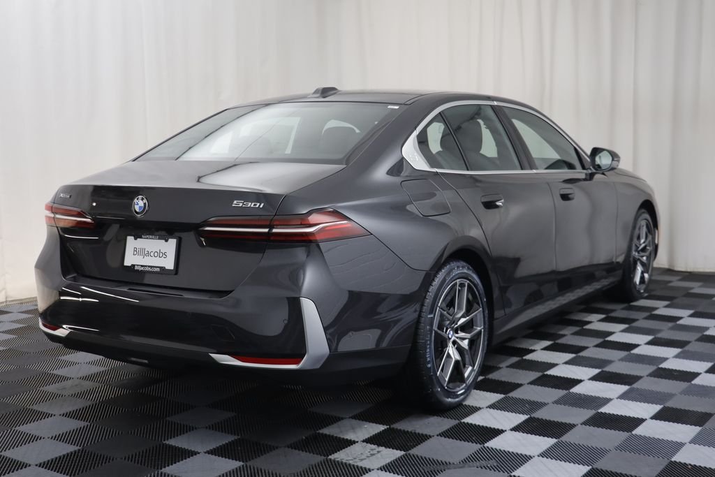 New 2026 Dark Graphite Metallic BMW 530i xDrive image 18