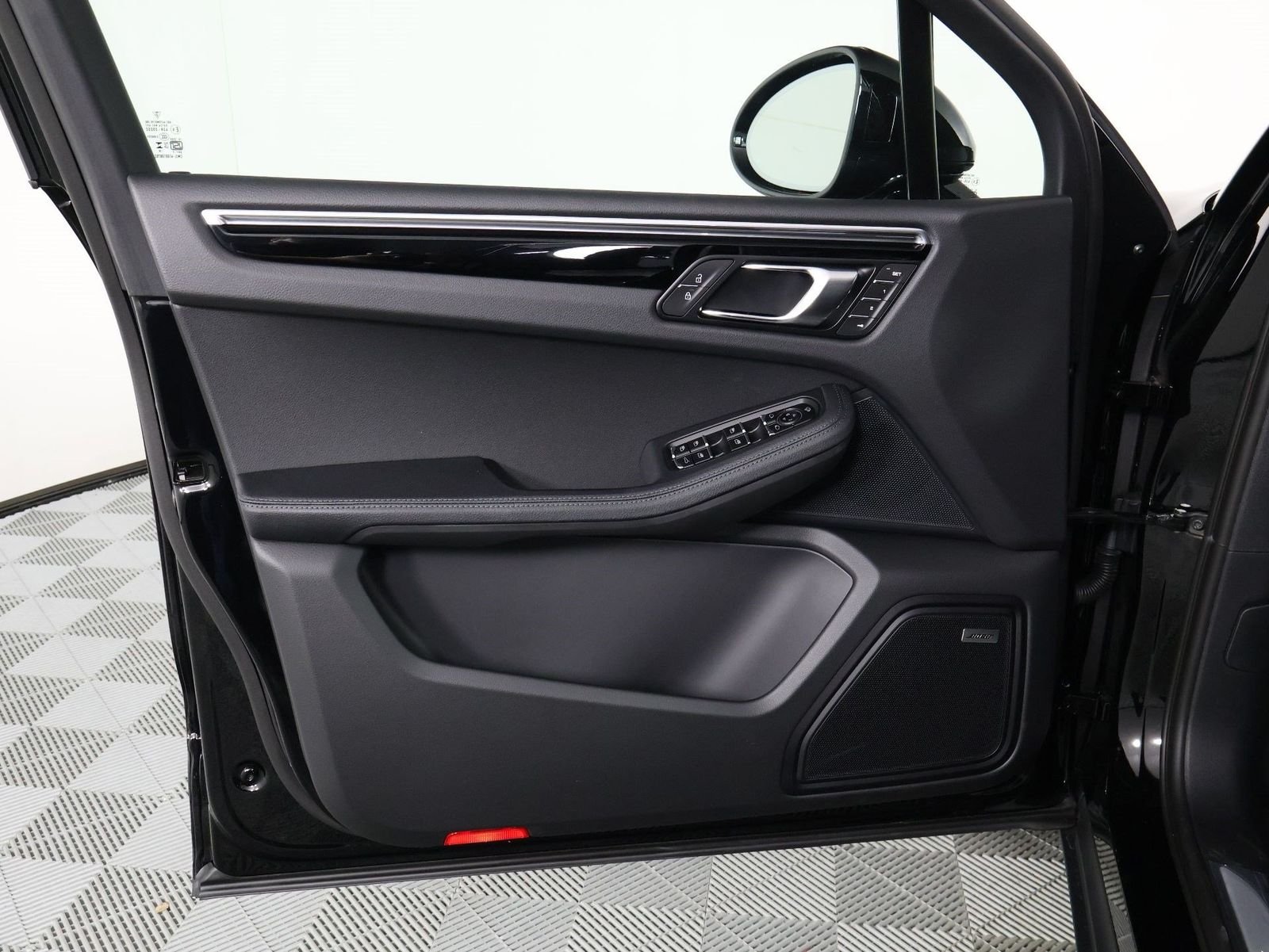 New 2026 Black Porsche S image 21
