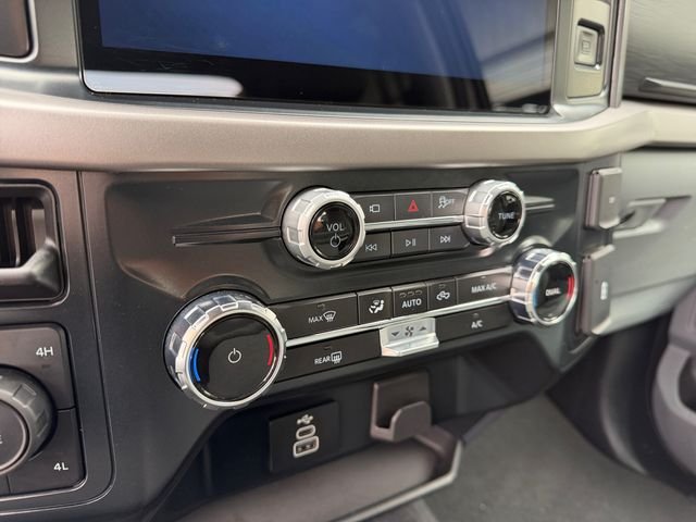 Used 2025 White Ford XLT image 21