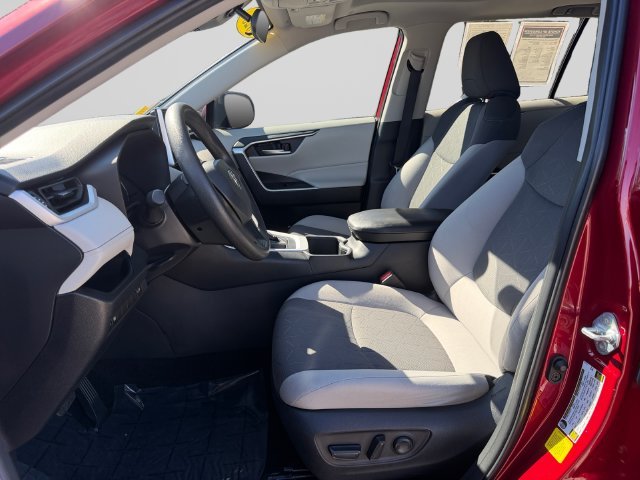 Certified Used 2025 Pearl Toyota XLE image 10