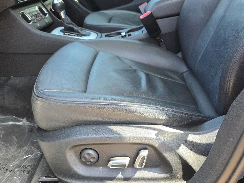 Used 2017  Audi 2.0T Premium image 19