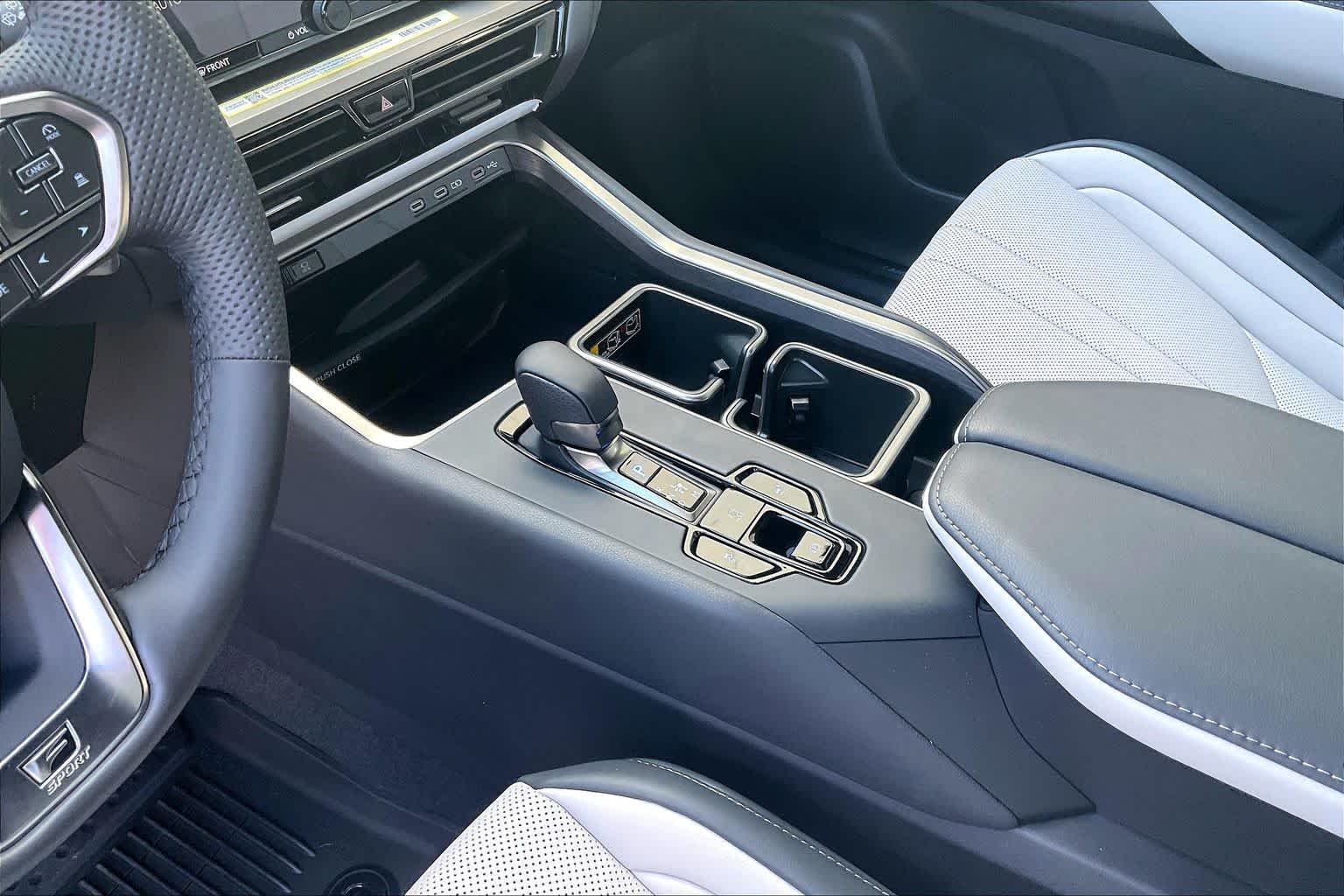 2026 Lexus TX 500h F-Sport Premium - Photo 7