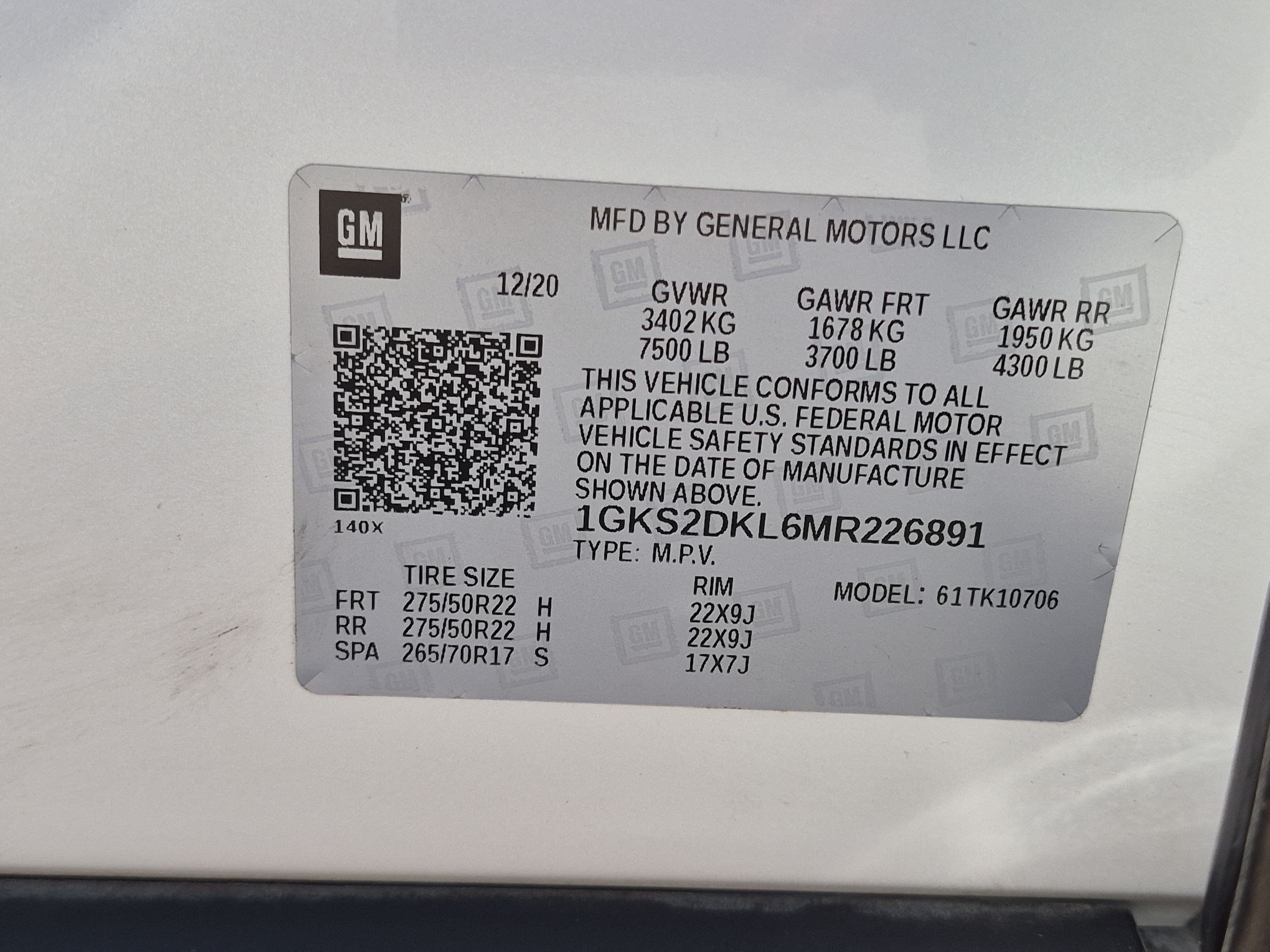 Used 2021 WHITE FROST TRICOAT GMC Denali image 33
