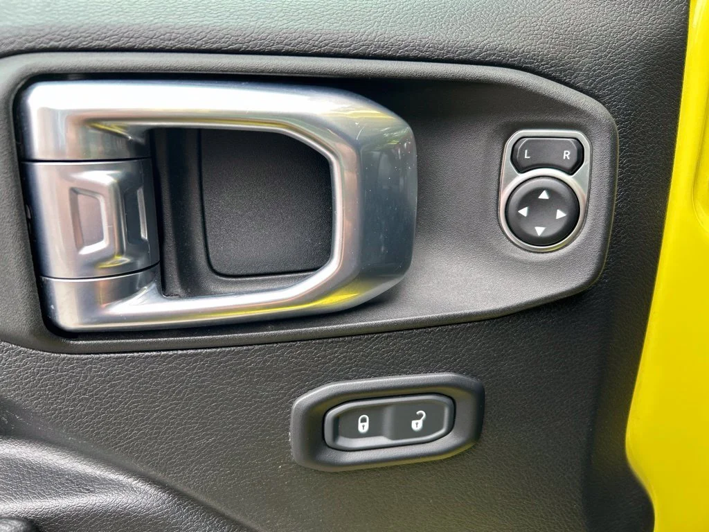 Used 2023 Yellow Jeep Rubicon image 13