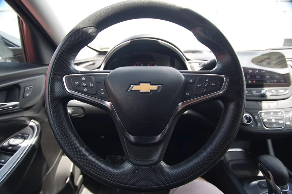 Used 2024 Mosaic Black Metallic Chevrolet LT image 20