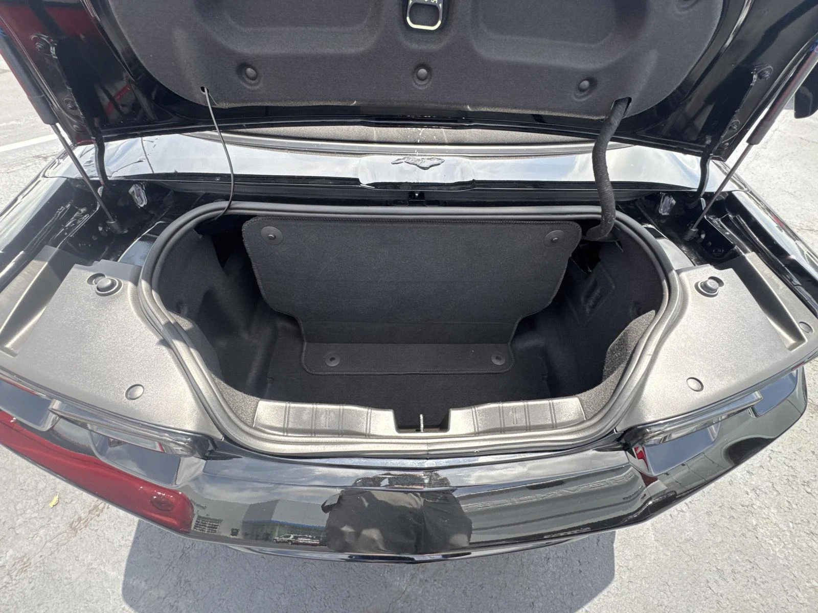 Used 2023 BLACK Chevrolet LT1 image 9