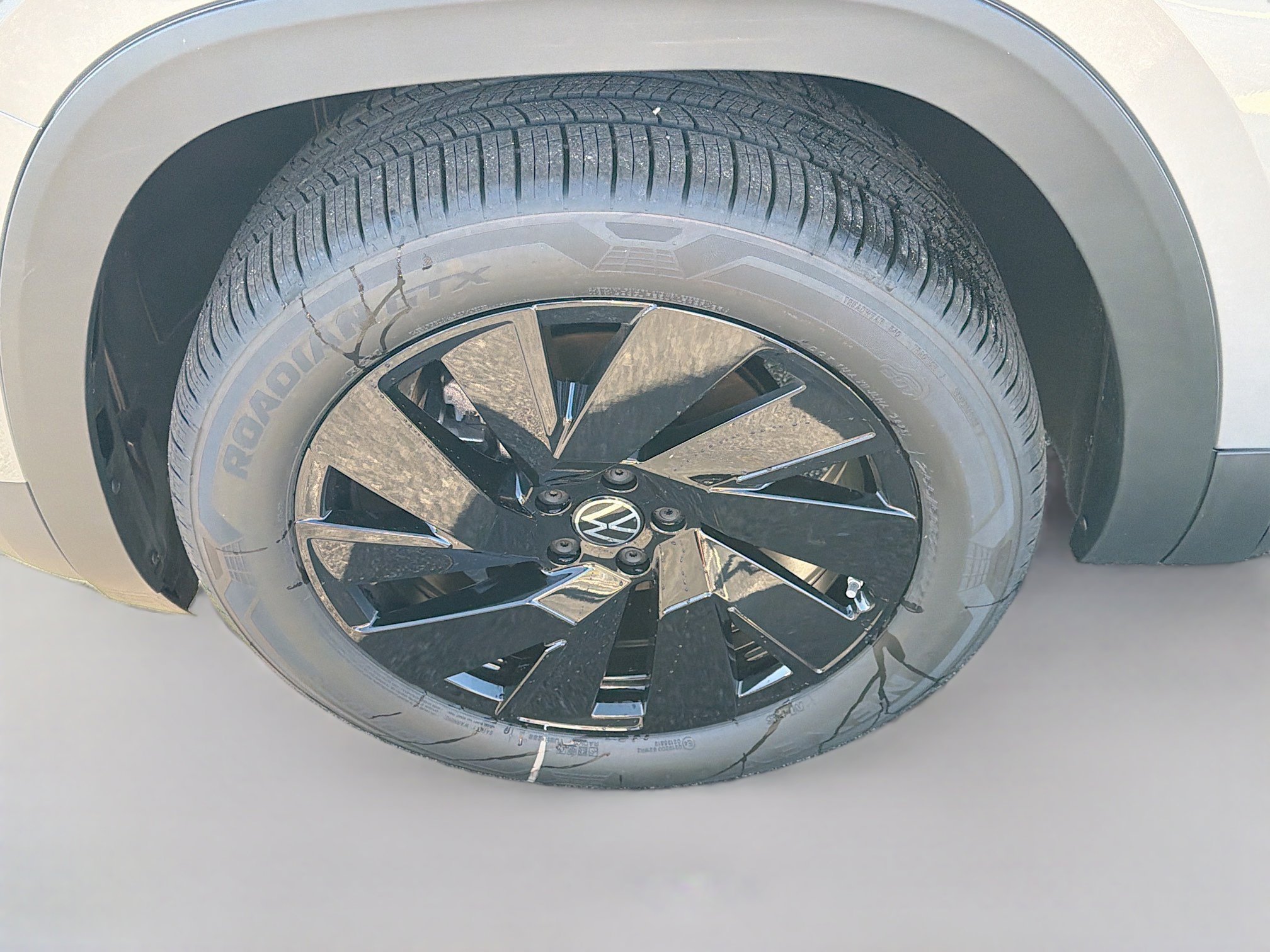 2026 Volkswagen Atlas SE w/Tech - Photo 26