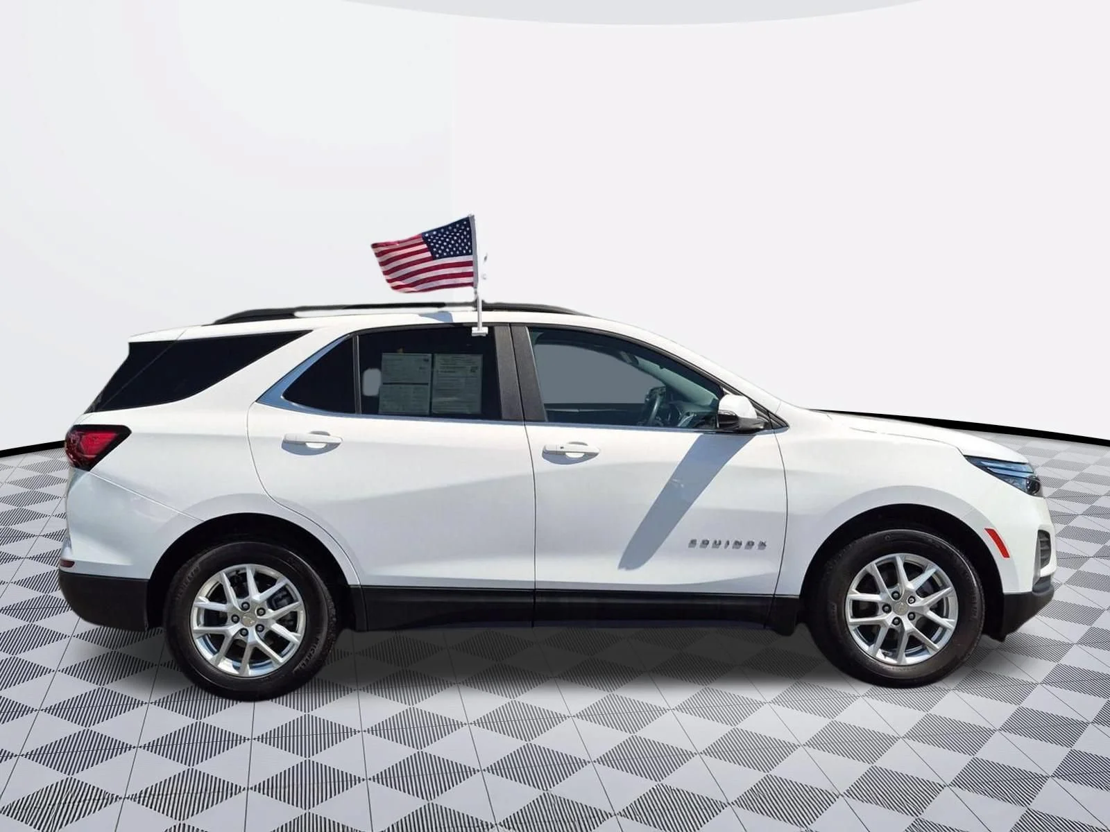 Used 2024 Summit White Chevrolet LT image 8