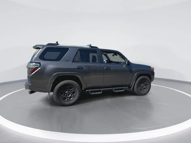 Used 2023 Gray Toyota SR5 image 3