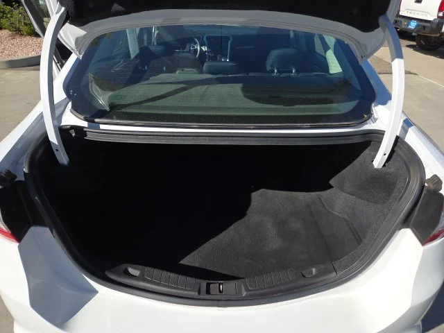 Used 2016 White Ford SE image 18