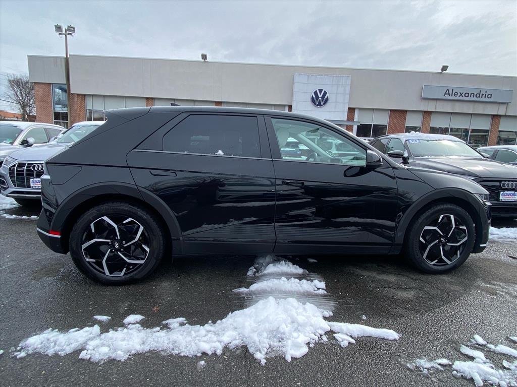 Used 2022 Hyundai IONIQ 5 SEL with VIN KM8KN4AE6NU111238 for sale in Alexandria, VA