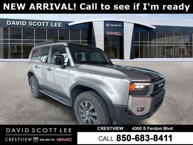 Used 2025  Toyota Base image 1