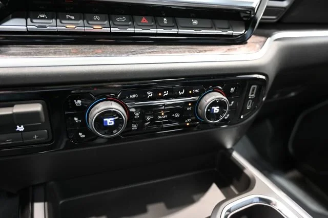 2026 Chevrolet Silverado 1500 LTZ - Photo 19
