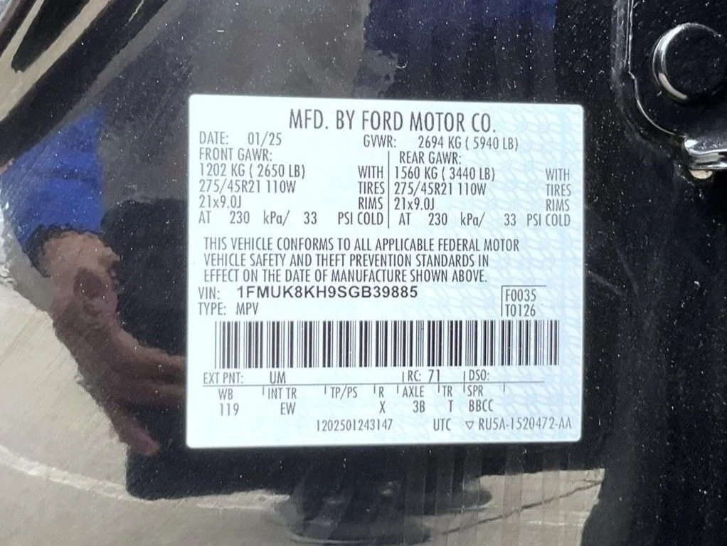 Used 2025 Black Ford ST-Line image 28