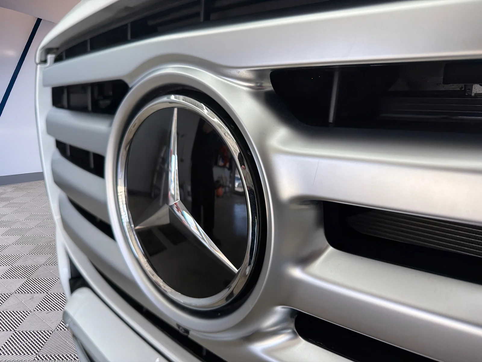 New 2026 White Mercedes-Benz Gls 450 4matic Suv image 13