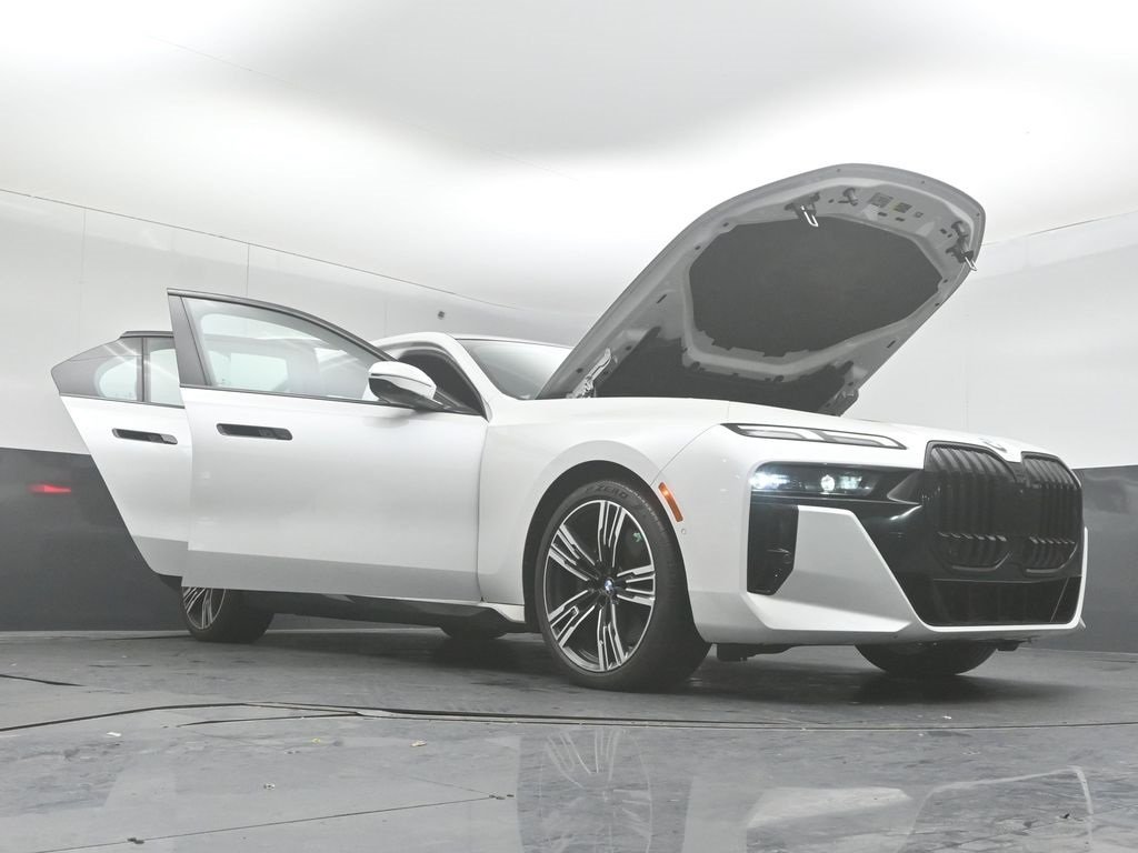 2023 BMW 760I - Image 51