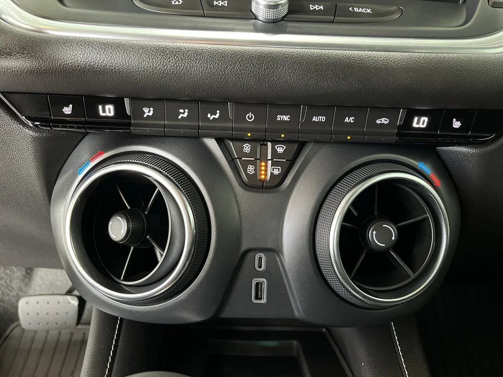 Used 2024 Black Chevrolet 2LT image 26