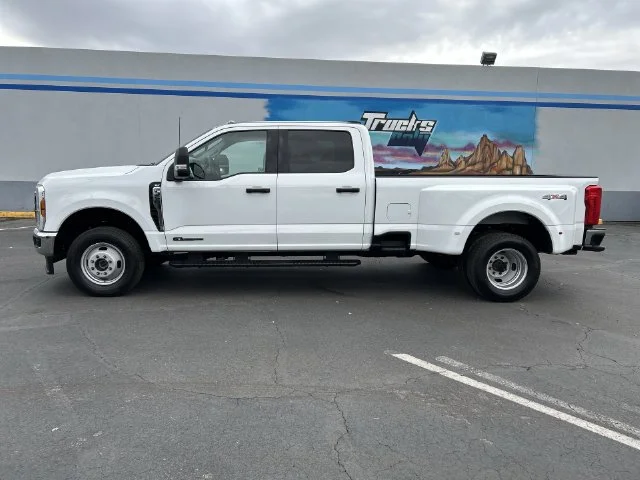 Used 2025 White Ford XLT image 5