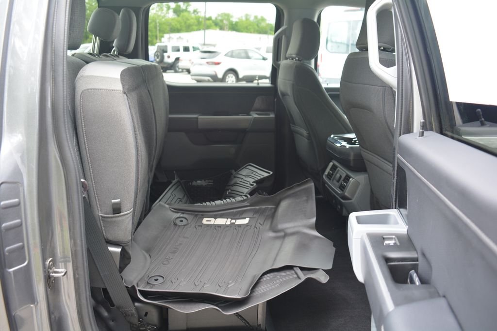Used 2023 Gray Ford XLT image 21