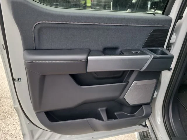 New 2026 Avalanche Ford Lariat image 11