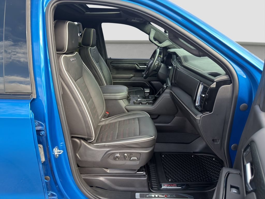 Used 2023 Dynamic Blue Metallic GMC AT4X image 21