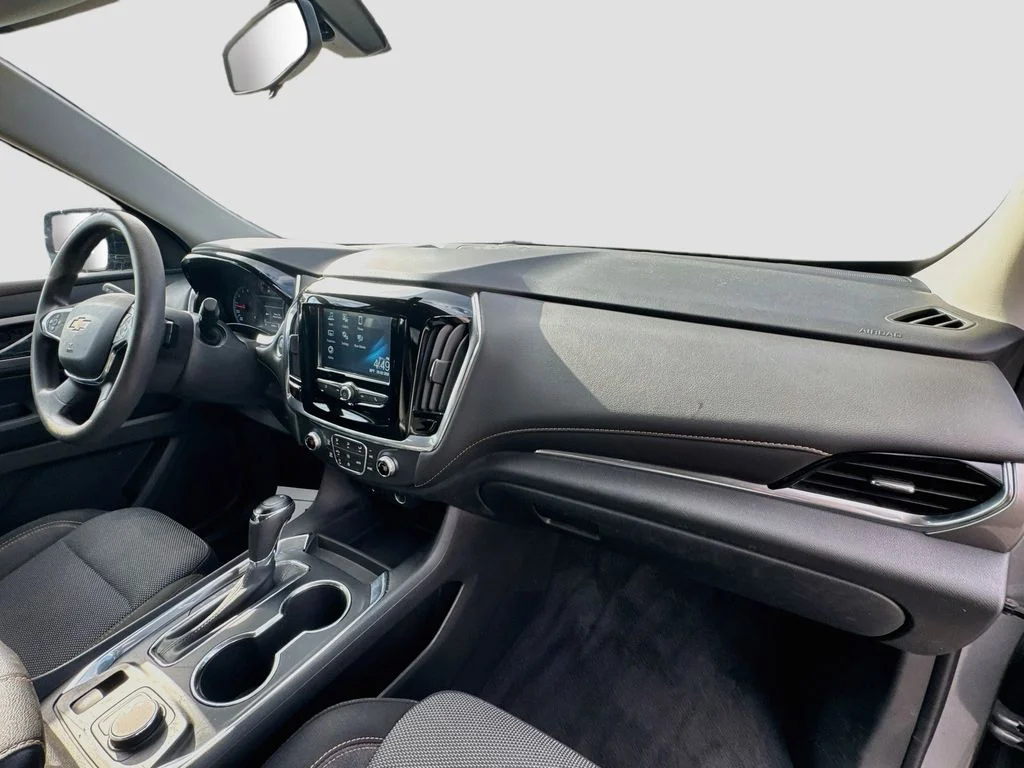Used 2019 Gray Chevrolet LS image 35
