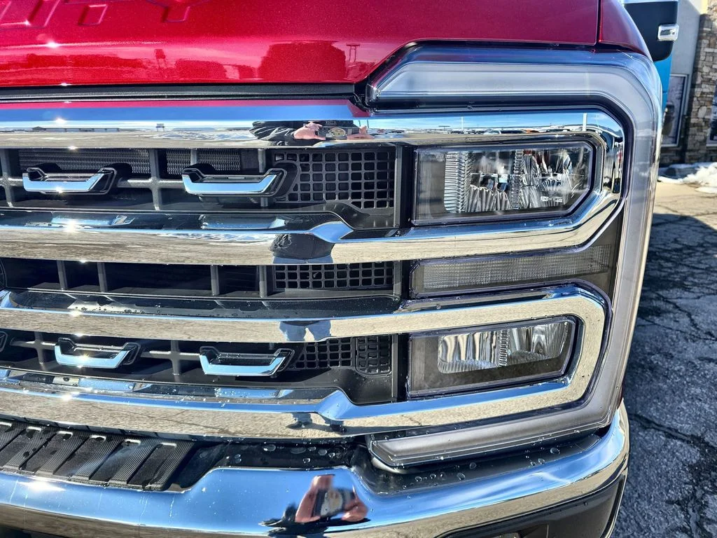 New 2026 Ruby Red Metallic Tinted Clearcoat Ford F-250® Lariat® image 16